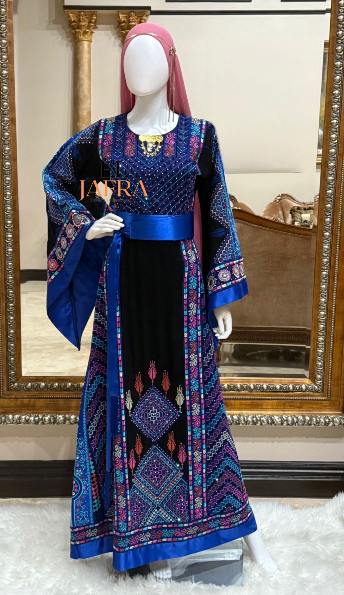 Arches thobe (8123677474998)