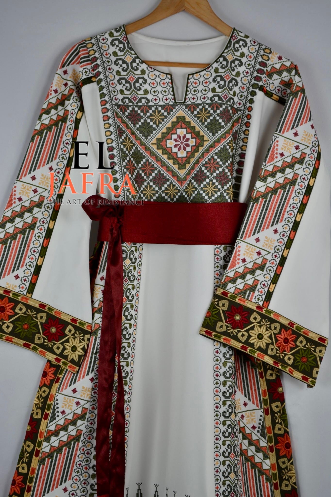 Qamar eljalil thobe (8122696138934)